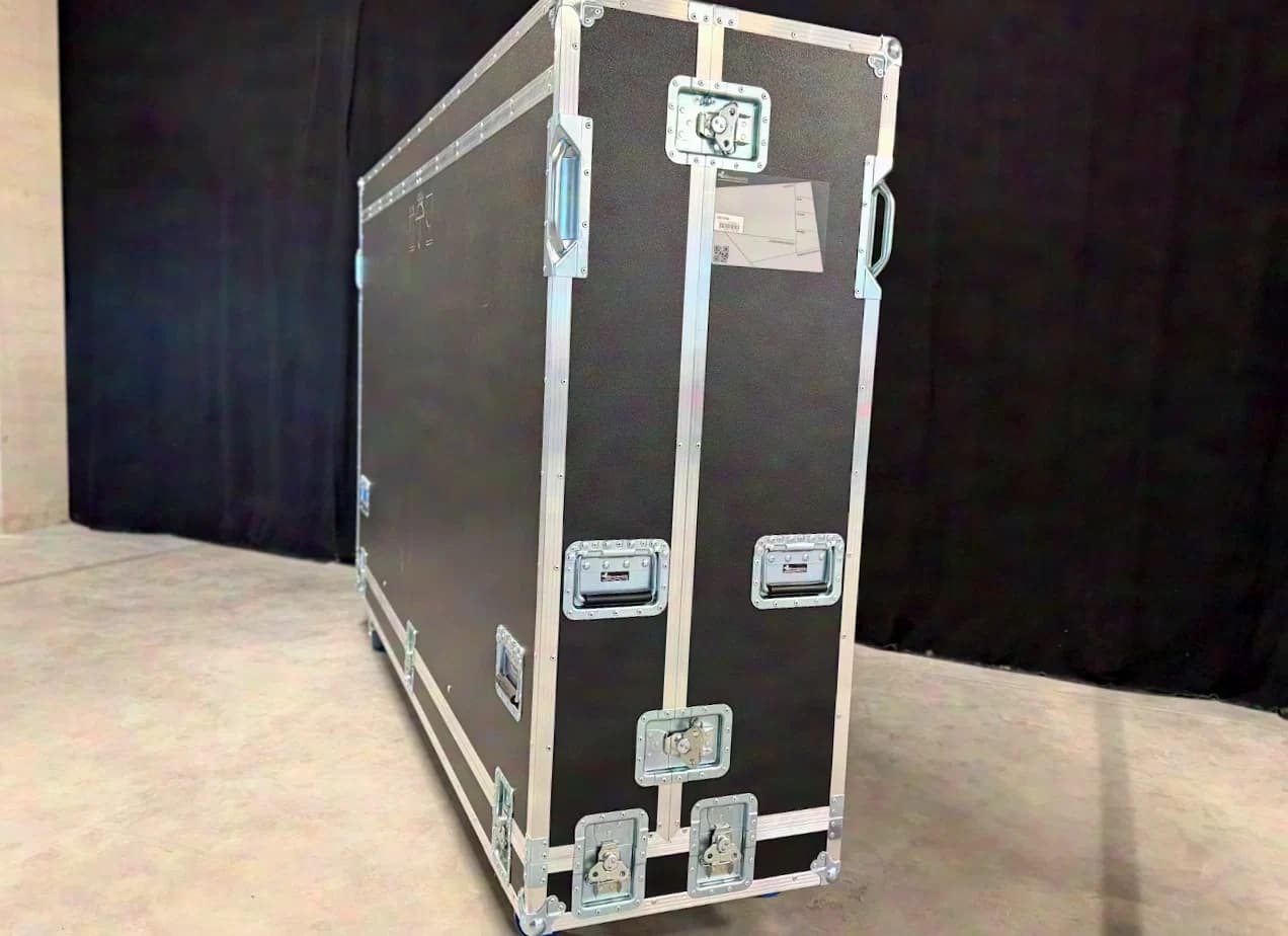 NEC M861 LCD 86" Large Format Display inkl. Case