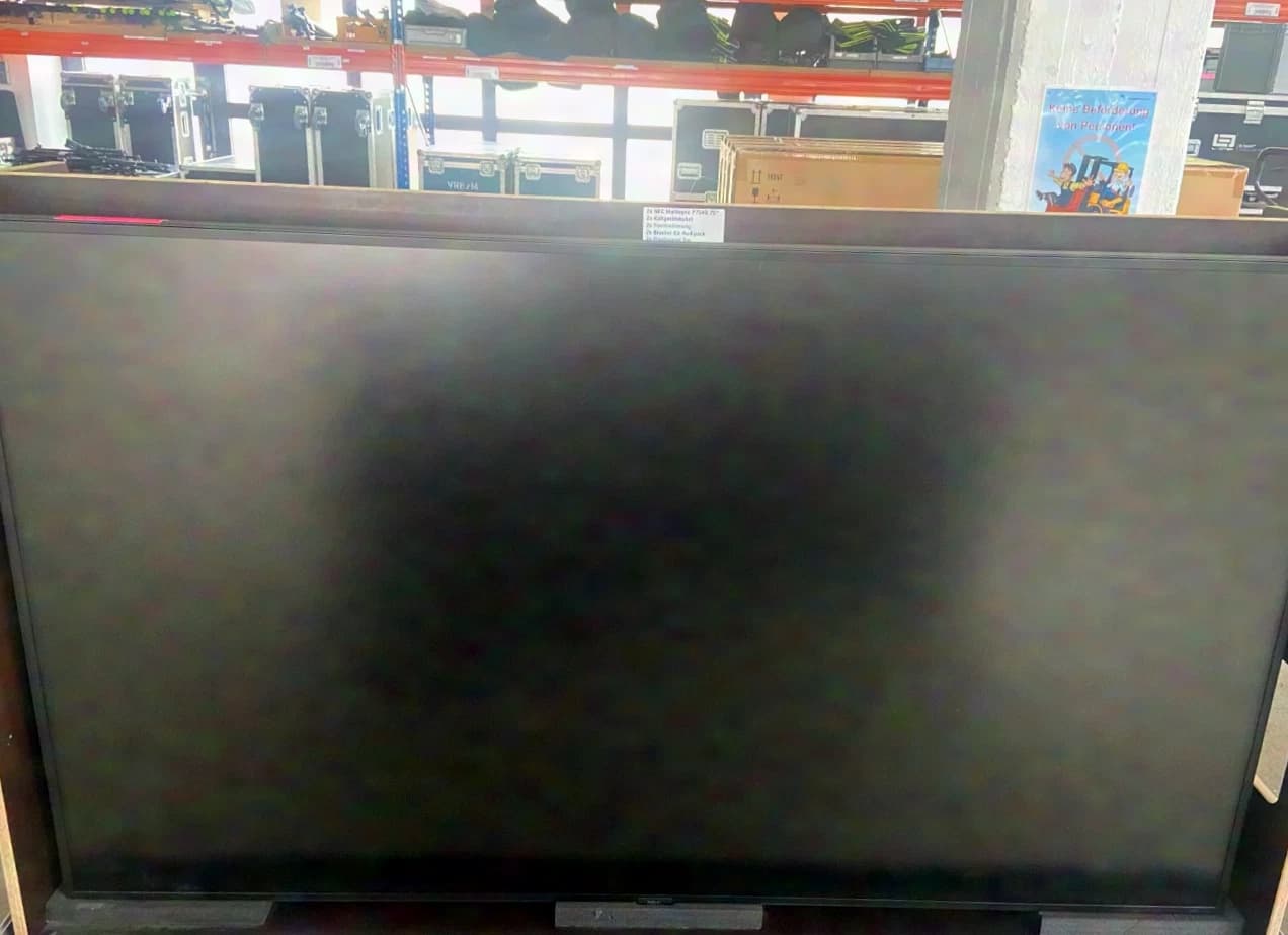 NEC MultiSync P754Q
