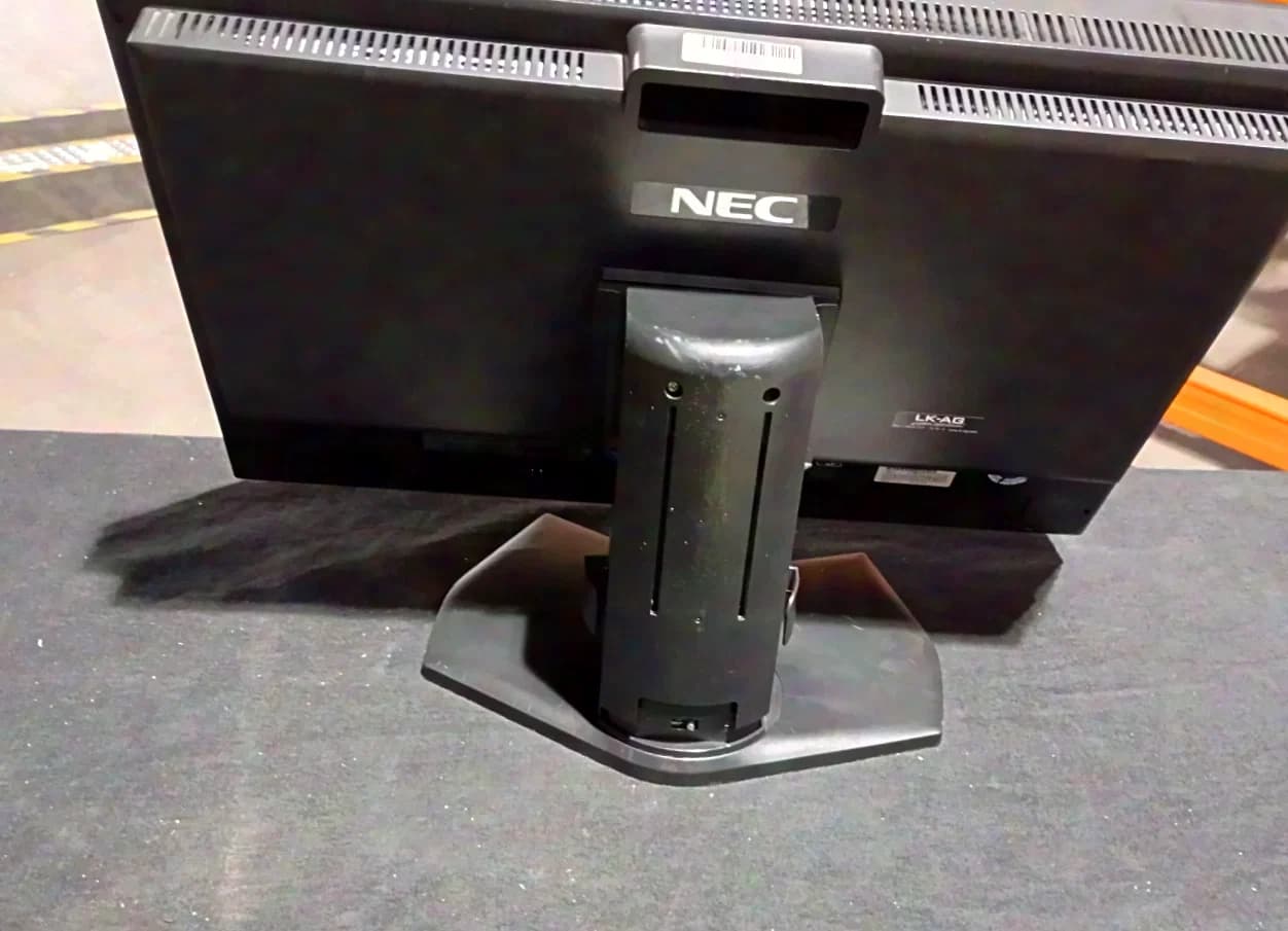 NEC PA 241W schwarz WUXGA+ DVI,DP,VGA