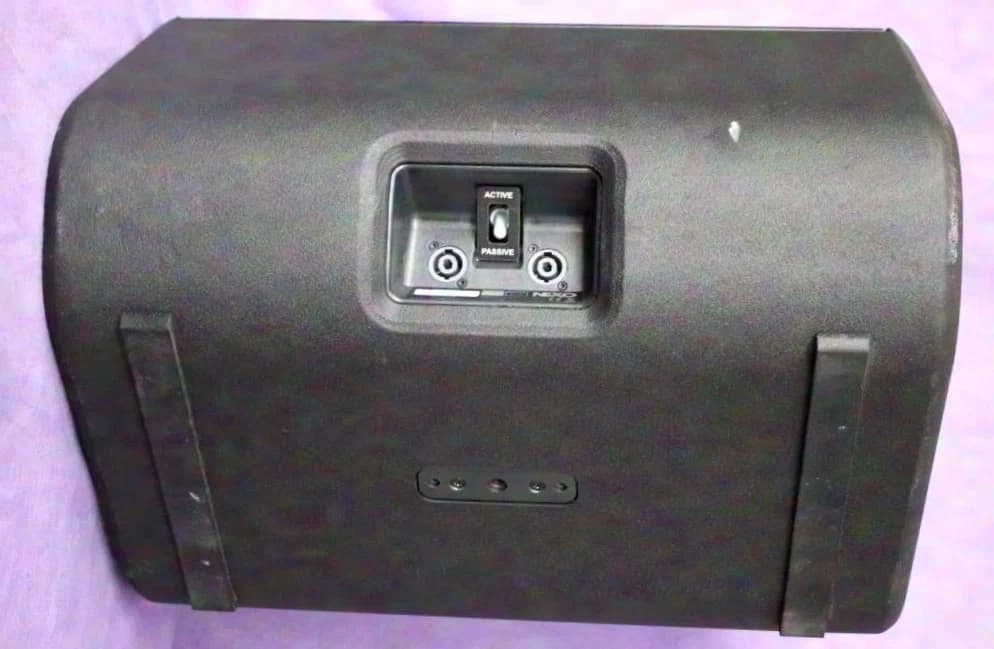 NEXO P12 UTIS Hochleistungs-Universalbox 1.250 W / 8 Ohm aus Überkontingent