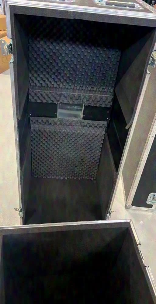 NEXO PS15R2 Doppelcase mit Zubehörfächer f. 2 Bügel horizotal