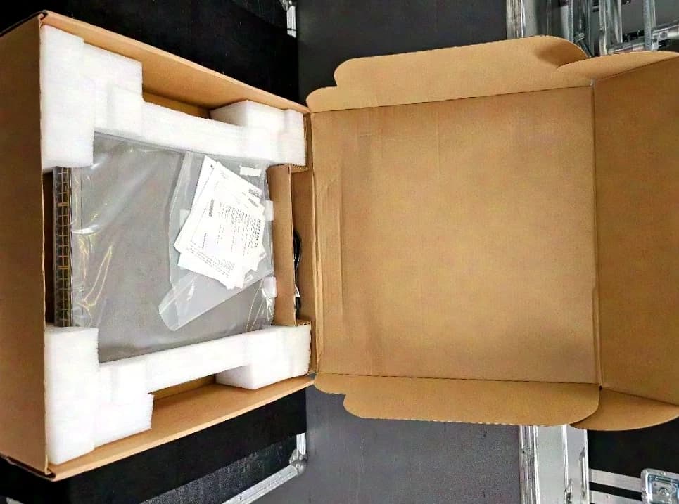Netgear ProSAFE M5300 52G-POE+ (GSM7252PS)