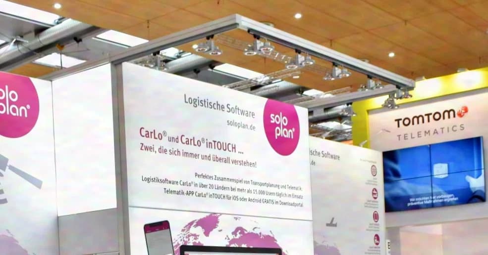 OCTANORM Lichtkonstruktion für Messestände