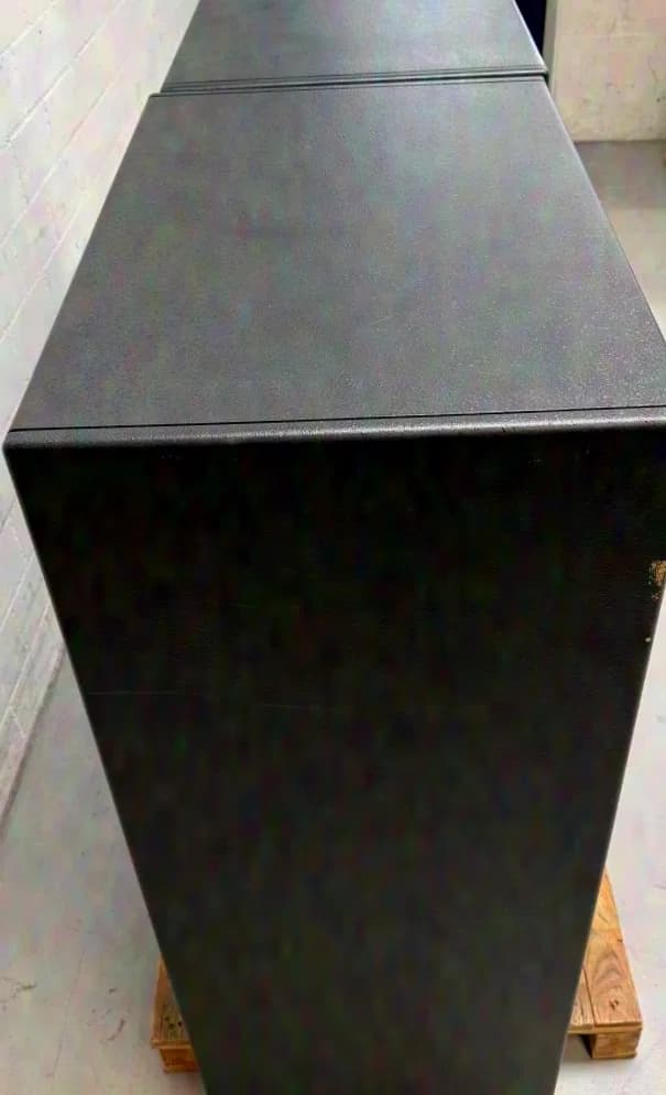 Outline Movie S 218 - Kino-Subwoofer: 2 x 18” - Vorführmodell