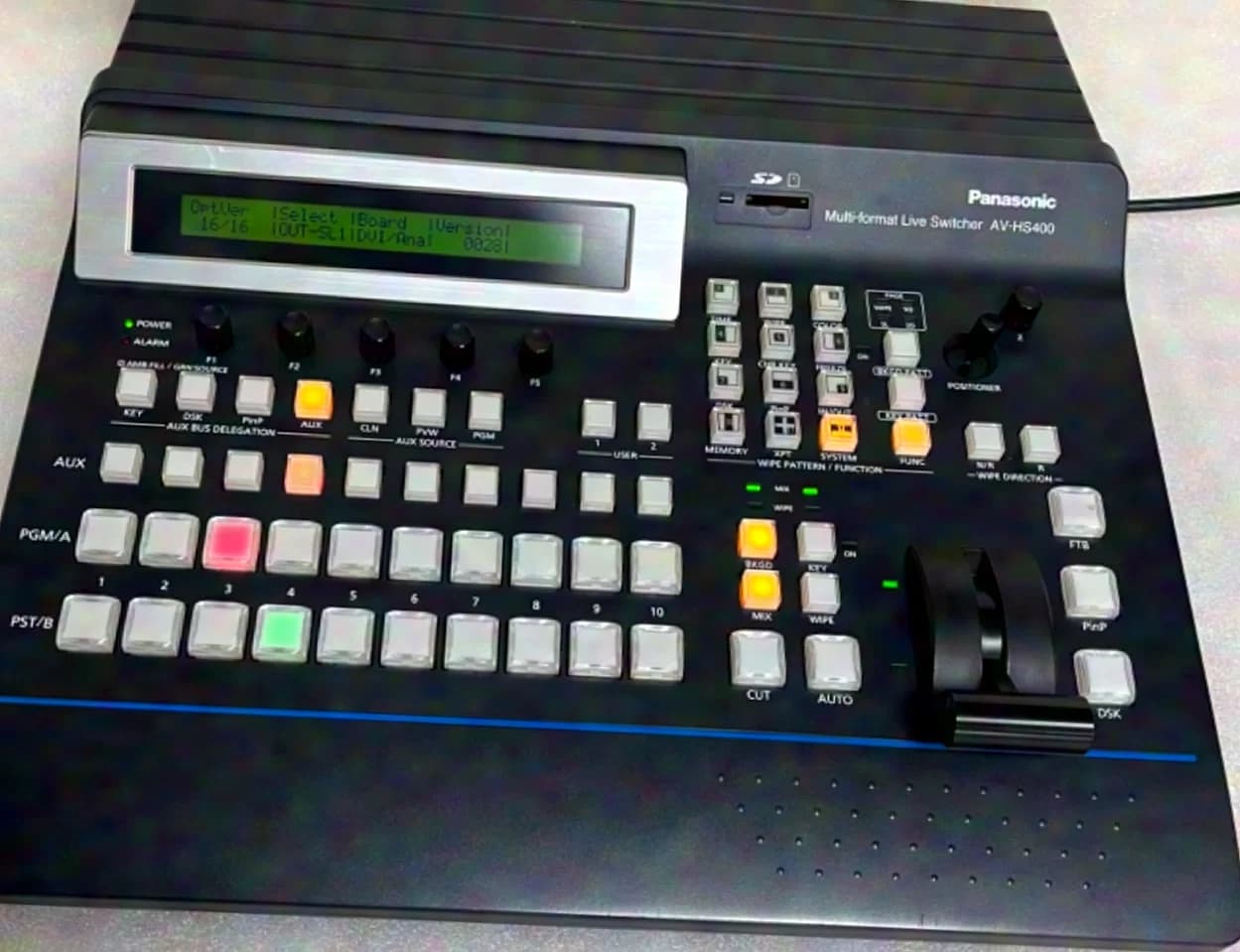 Panasonic AV-HS400E Mulit-format Live Switcher