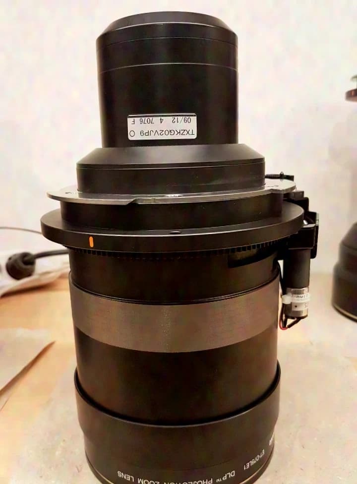 Panasonic ET-D75LE1 Zoom-Objektiv für 3-Chip DLP Beamer