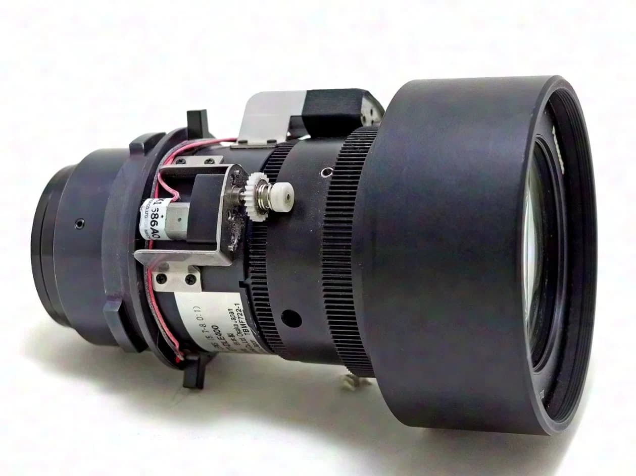 Panasonic ET-DLE400 (5.70-8.00:1)