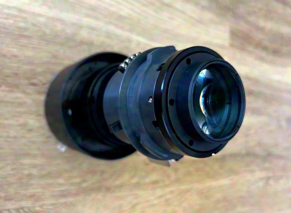 Panasonic Standardobjektiv 1,8-2,4:1