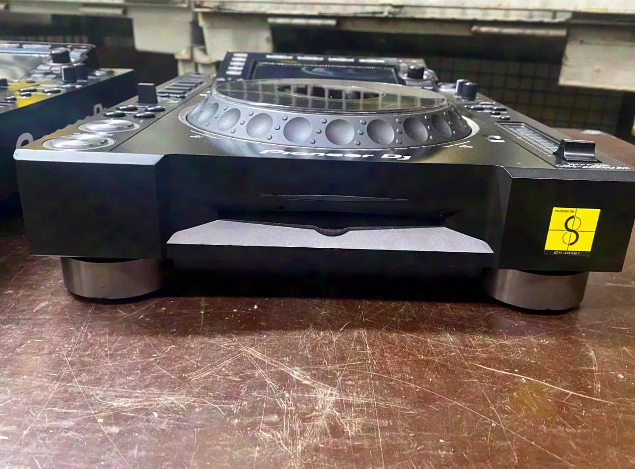 Pioneer CDJ-2000 Nexus 2 Mit Case