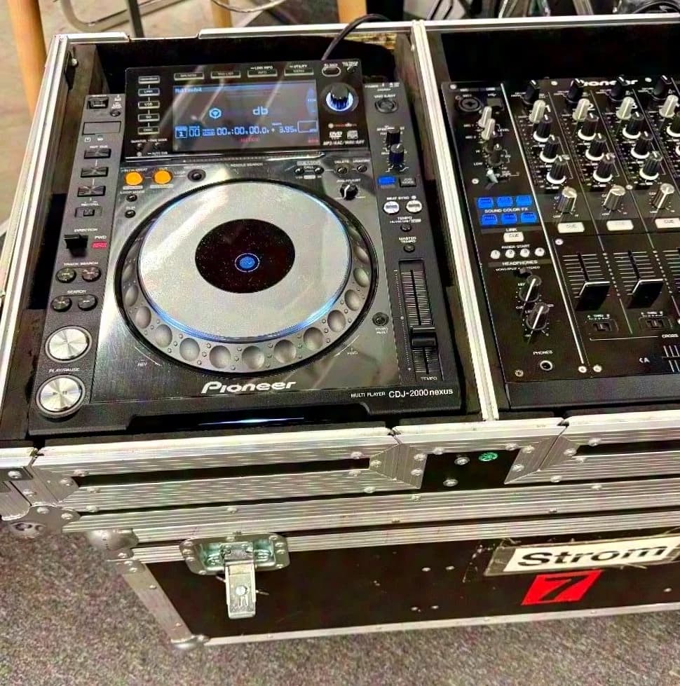Pioneer DJ Set Pioneer CDJ 2000 Nexus