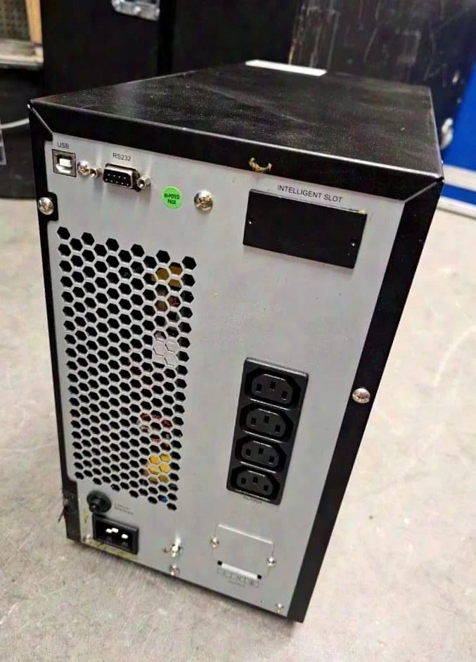 PowerWalker VFI 3000C LCD