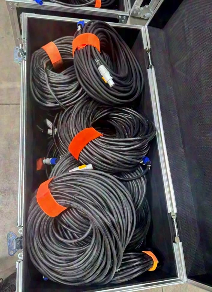 Powercon Kabel Paket Patch + Anschlusskabel – Neutrik – Top Zustand