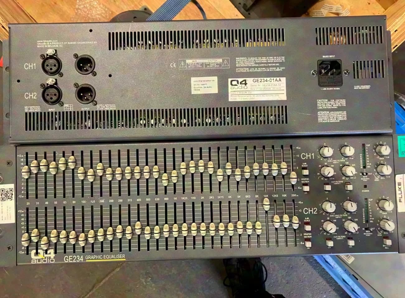 Q4 Audio GE234 2x 30 Band grafischer Equalizer