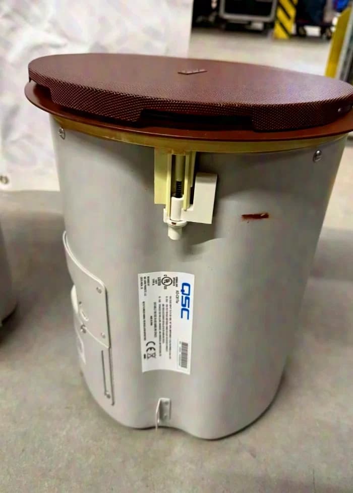 QSC AD-C81T w Einbausubwoofer