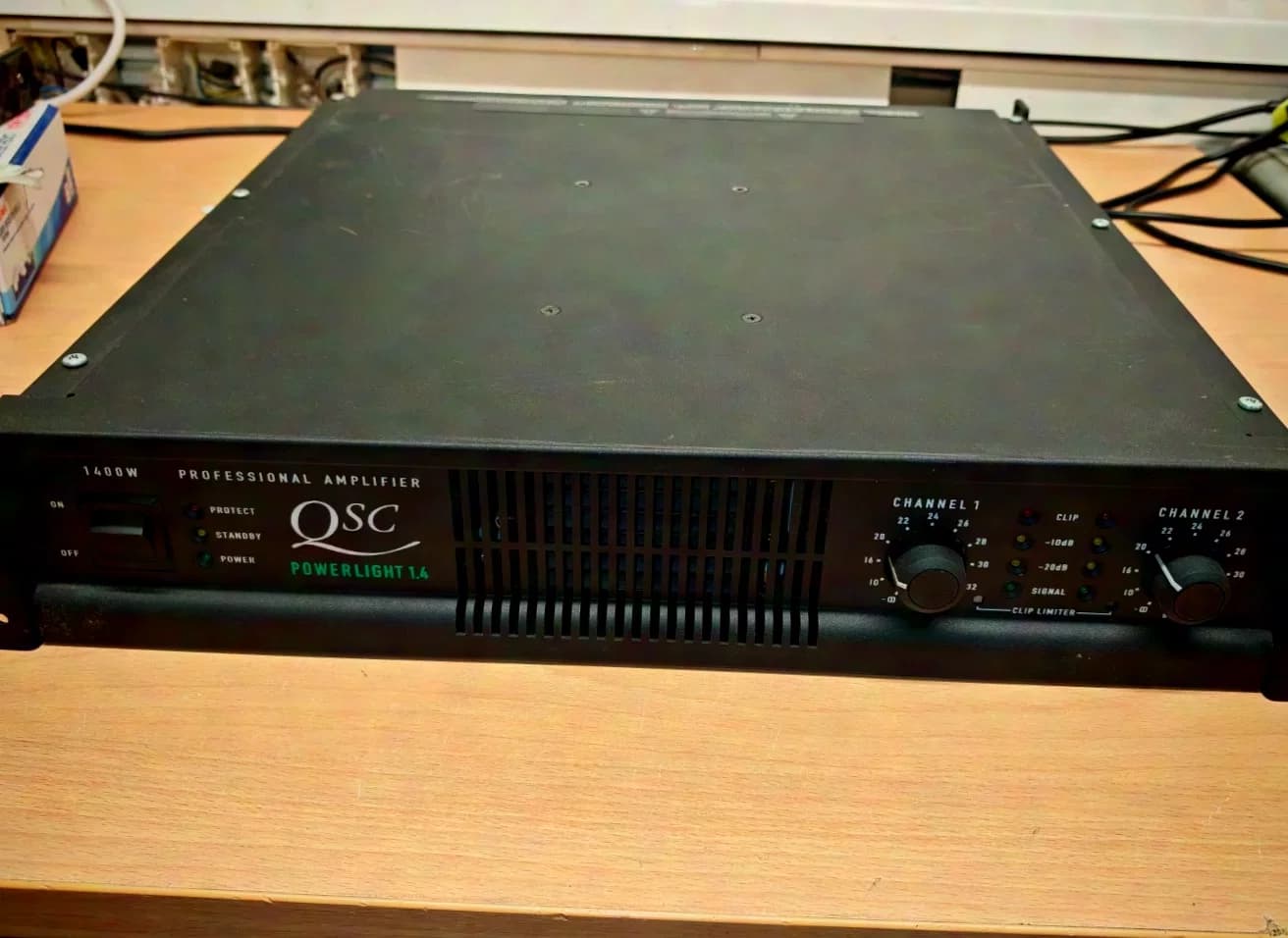 QSC PL 1.4 PowerLight Endstufe