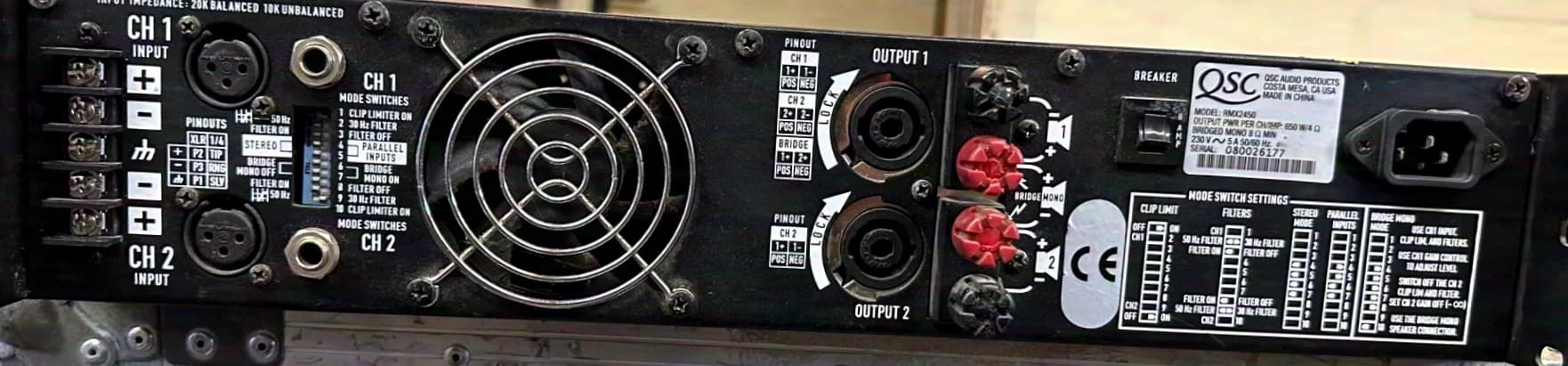 QSC RMX 2450 QSC RMX 2450 Endstufe
