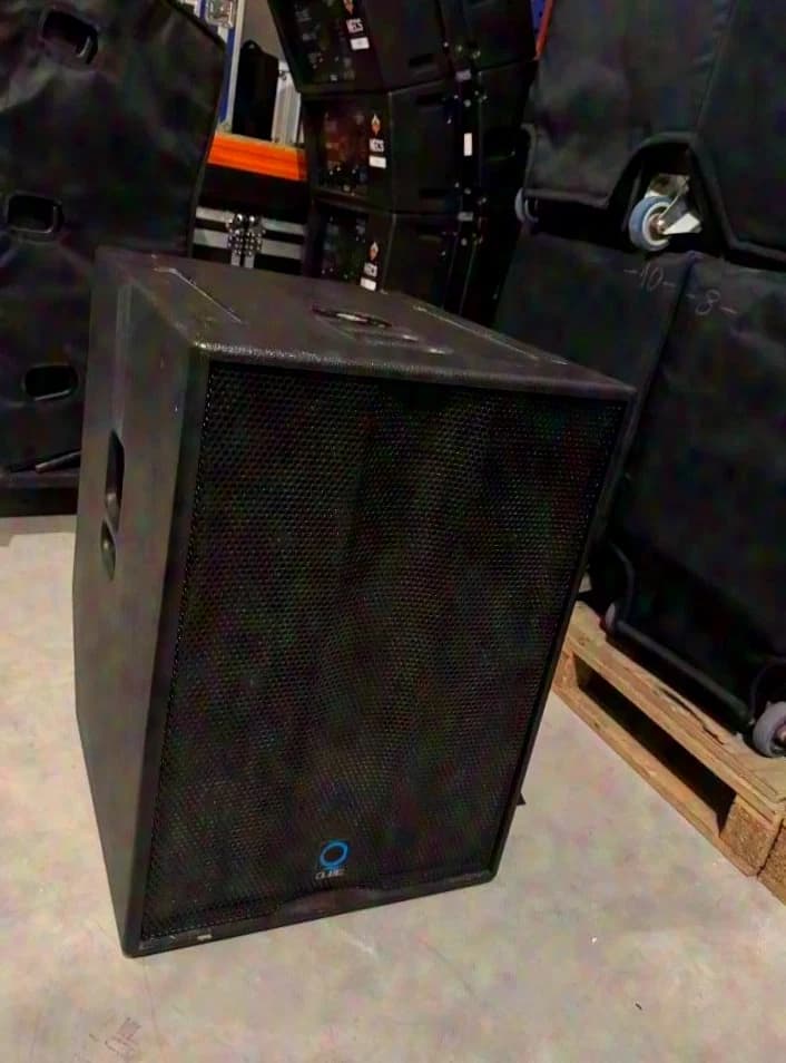 QUBE (FBT) Komplettes Line-Array- und Punktquellensystem