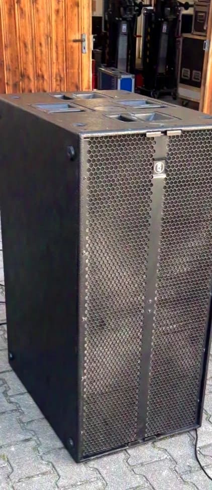 RCF 9006 Subwoofer