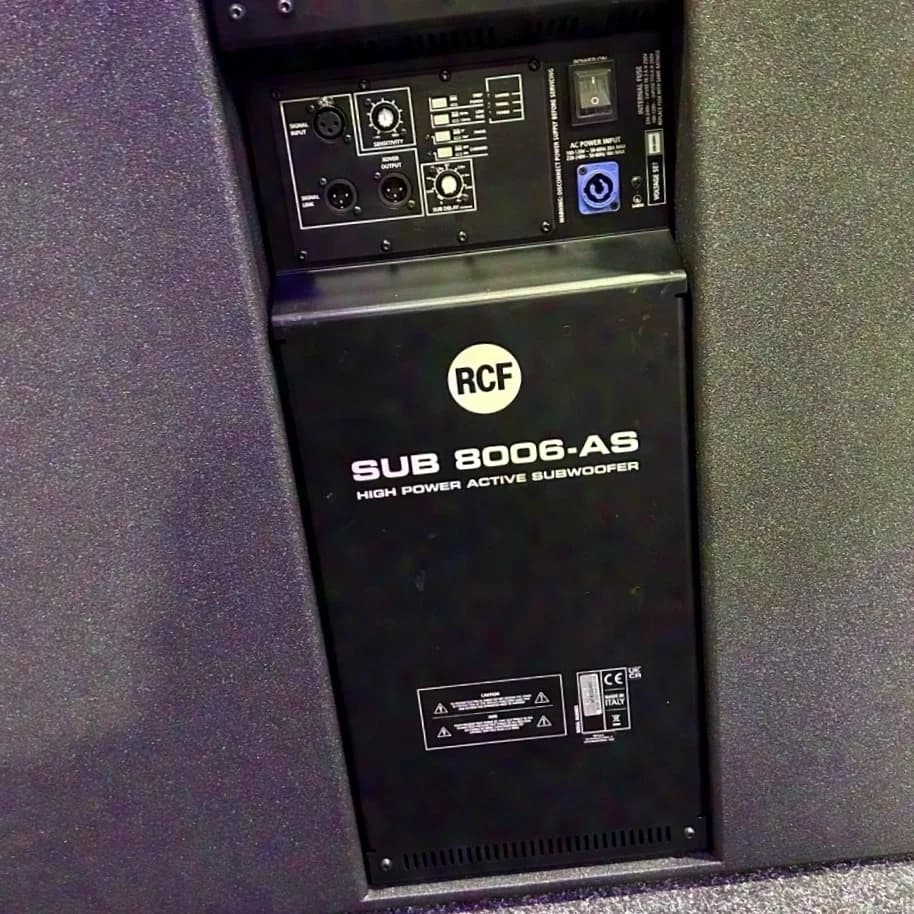 RCF SUB 8006-AS B-Ware