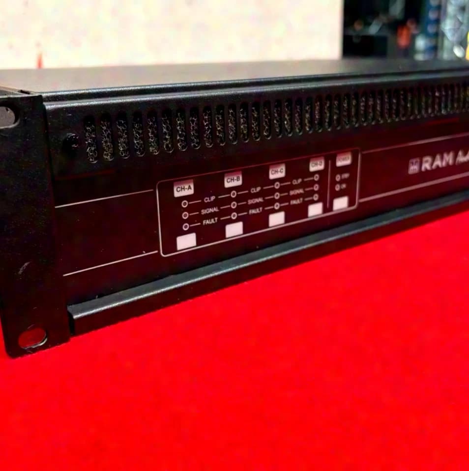 Ram Audio Ram Audio DUBHE 10Q 4-Kanal Endstufe B-Ware