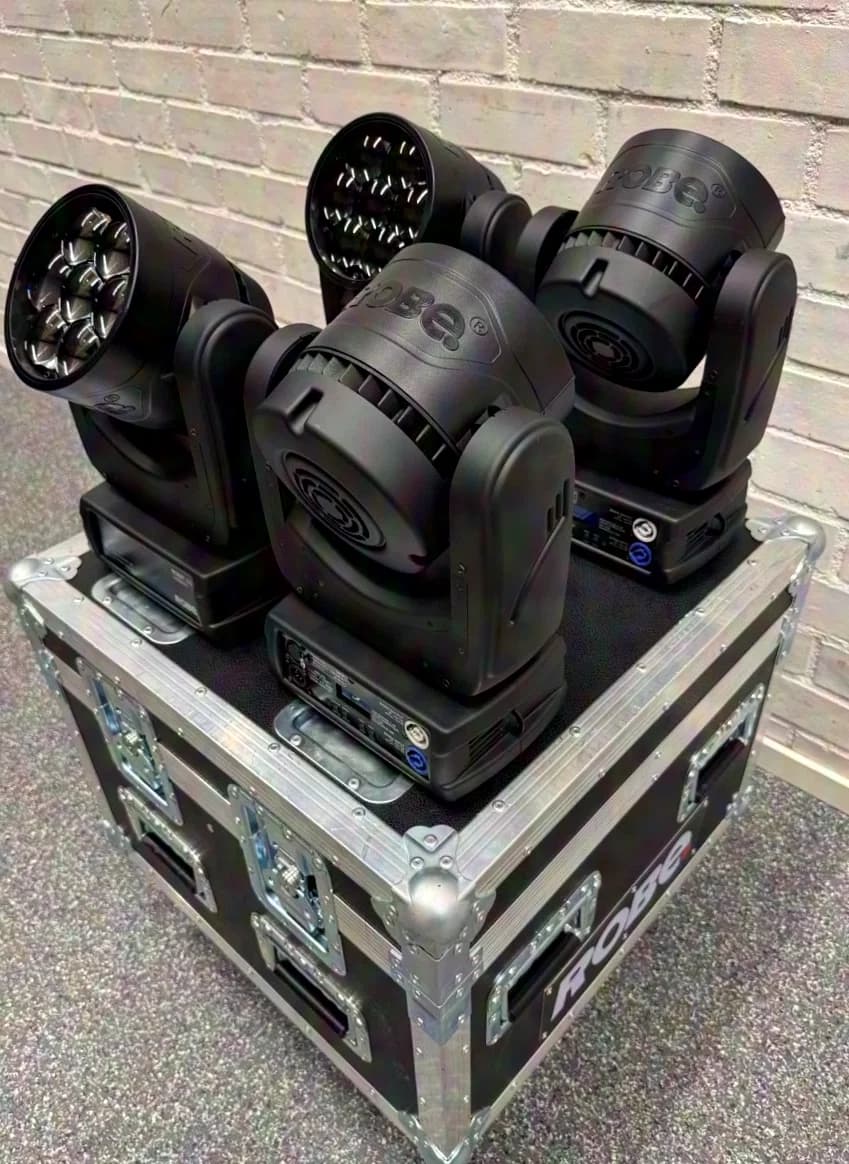Robe LEDBeam 150 set (16pcs)