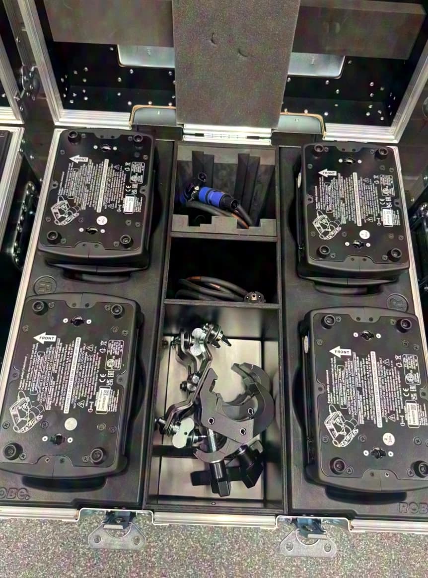 Robe LEDBeam 150 set (16pcs)