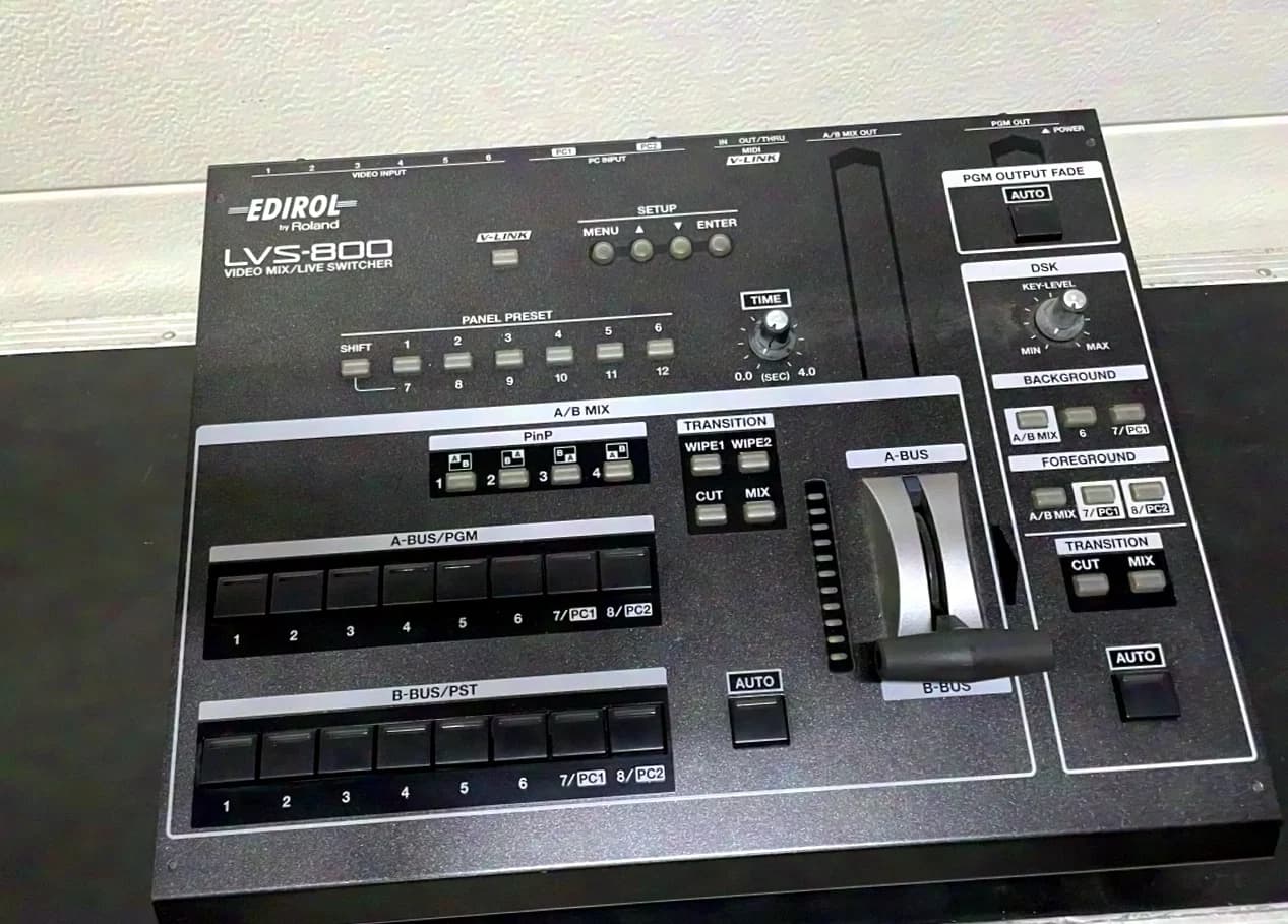 Roland Edirol LVS 800 SDI Video Mischpult