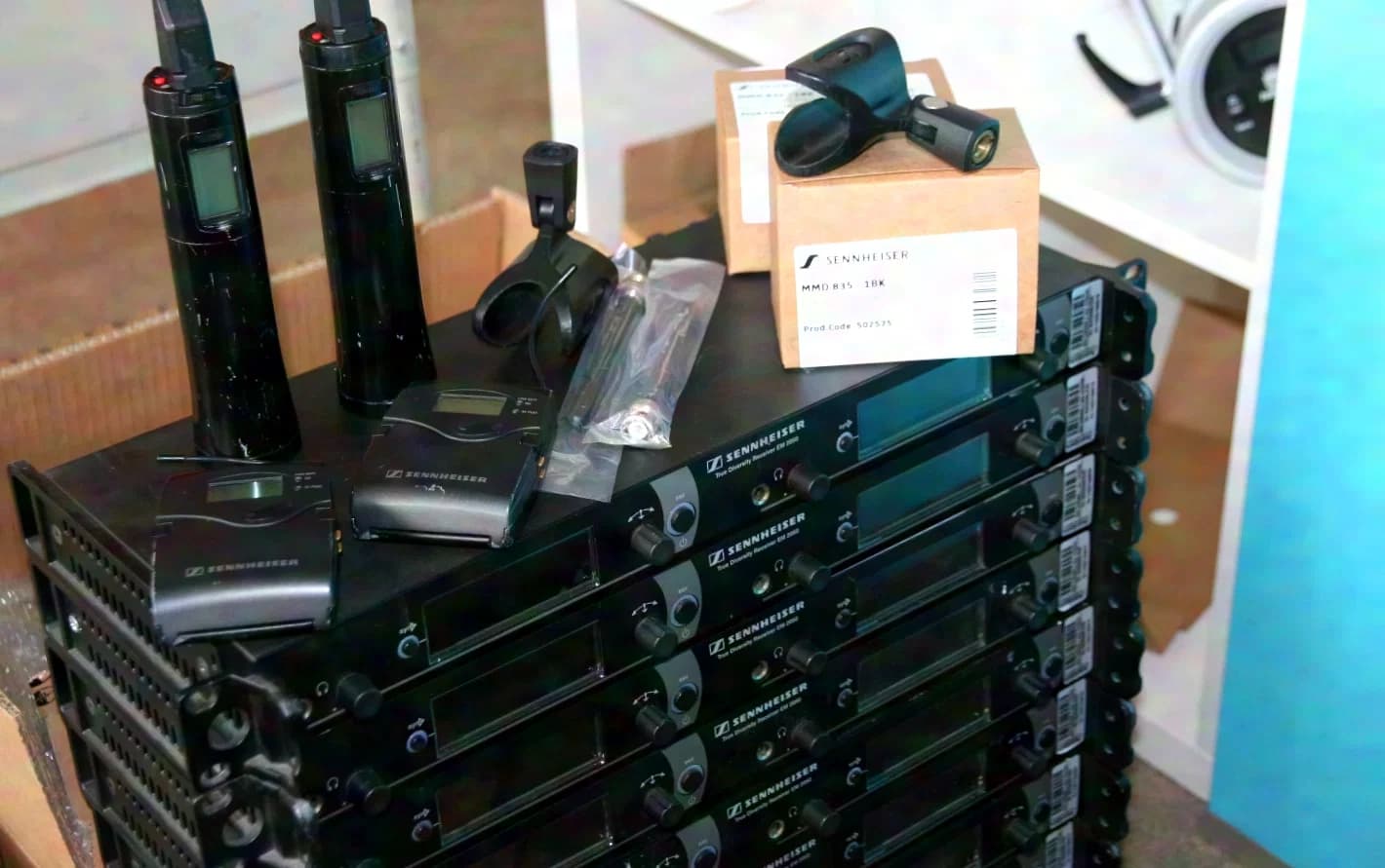 SENNHEISER EM 2050 CW Komplettset incl. 2 x Hand / 2 x Taschensender / Taschensender als Einzelverkauf