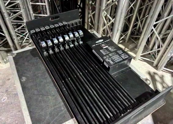 SHOWTEC LED OCTO STRIP