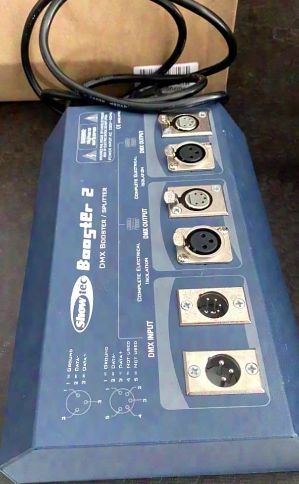 SHOWTEC Showtec Booster 2 DMX Splitter und Booster, 3pol -und 5pol., guter Zustand