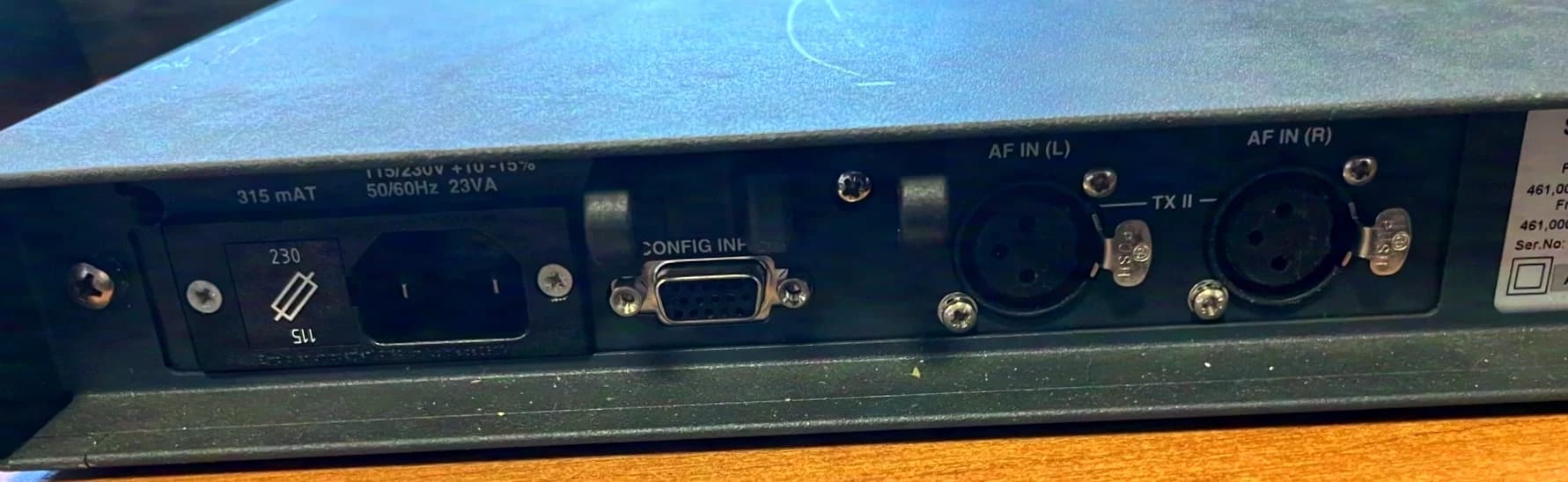 Sennheiser SR3056-U Mikroport Transmitter 461-485 MHZ 461-485 MHZ