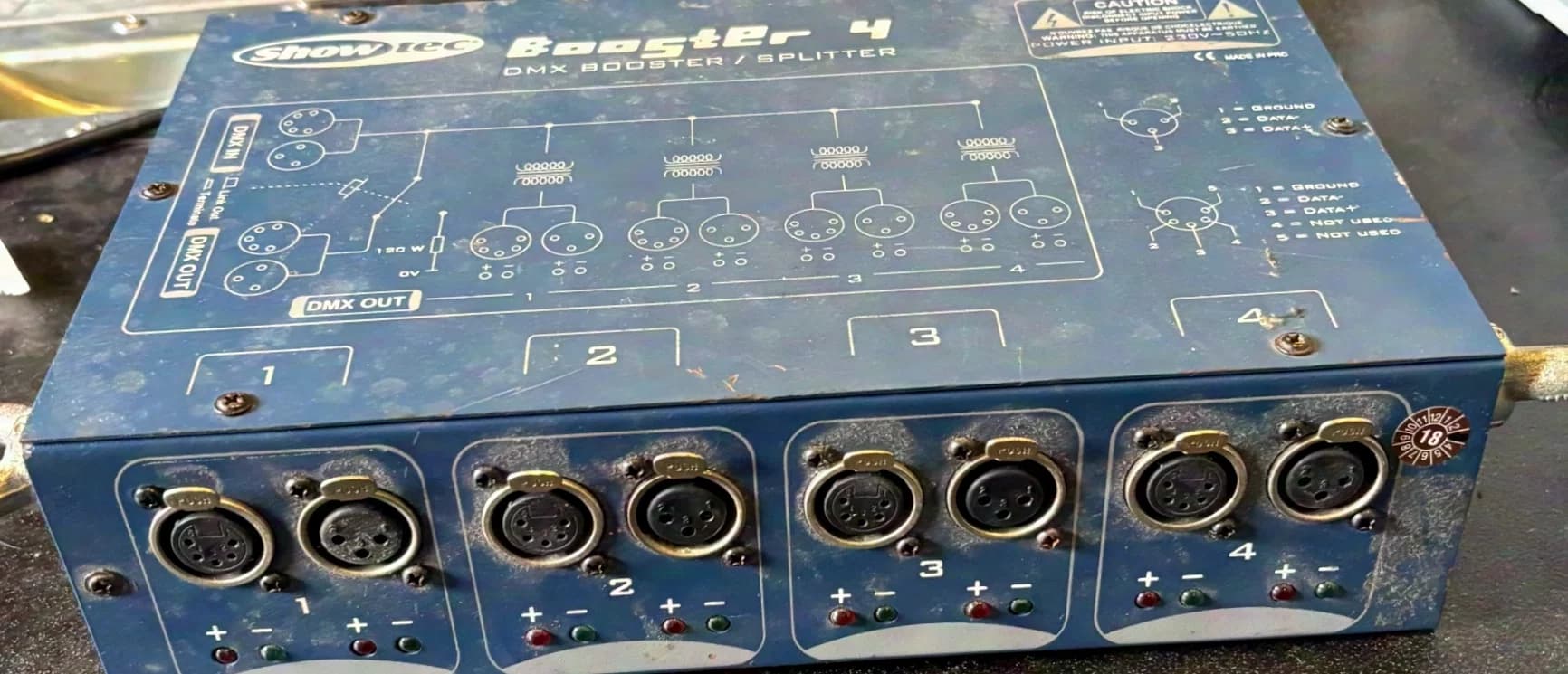 ShowTec Booster 4 DMX Booster/Splitter
