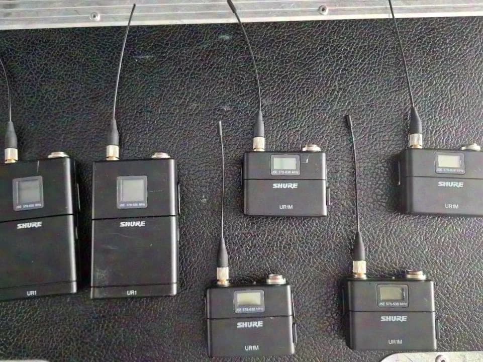 Shure 4x UR4D+ / UA845 / 2x UR1 / 4x UR1M