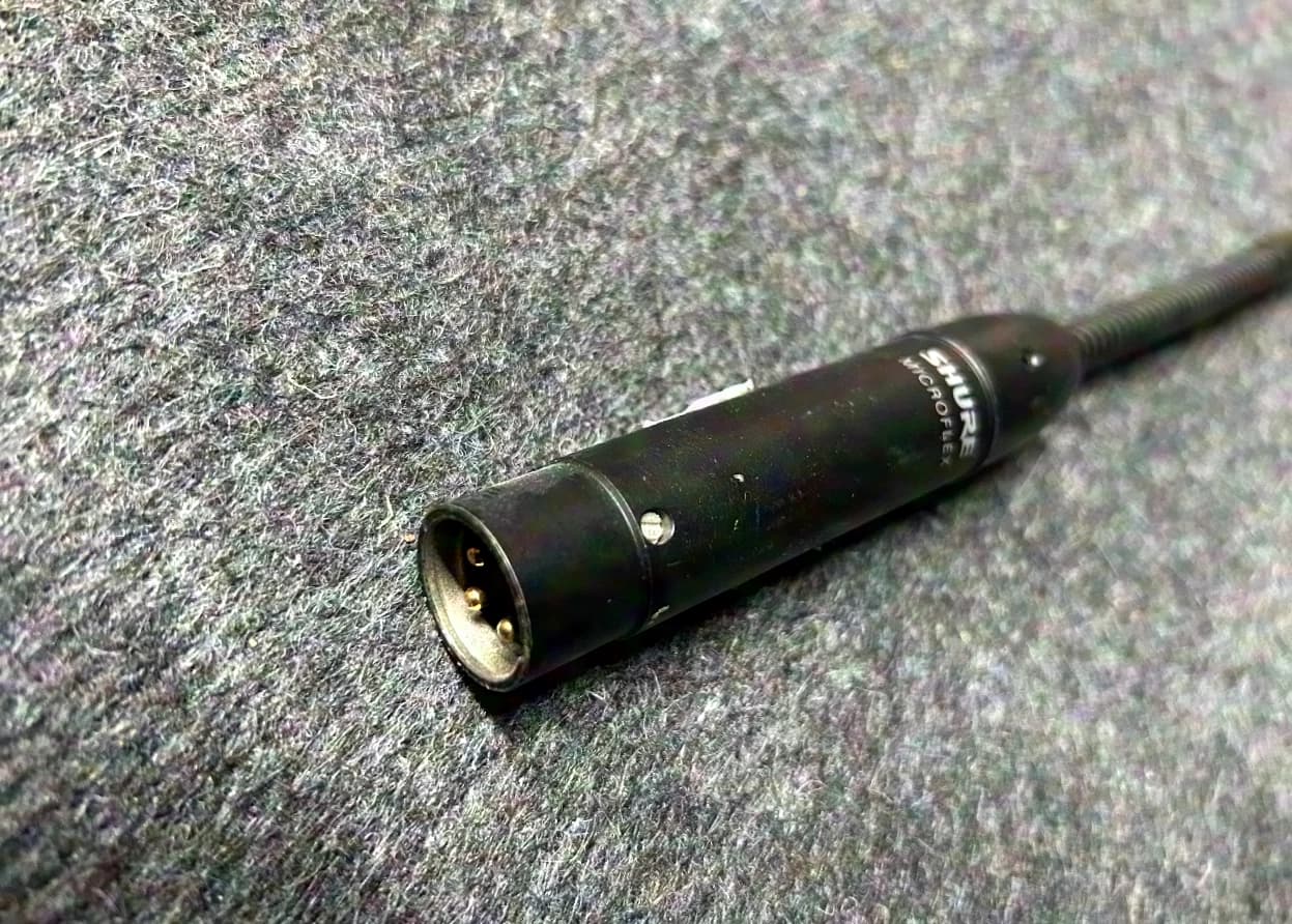 Shure MX418