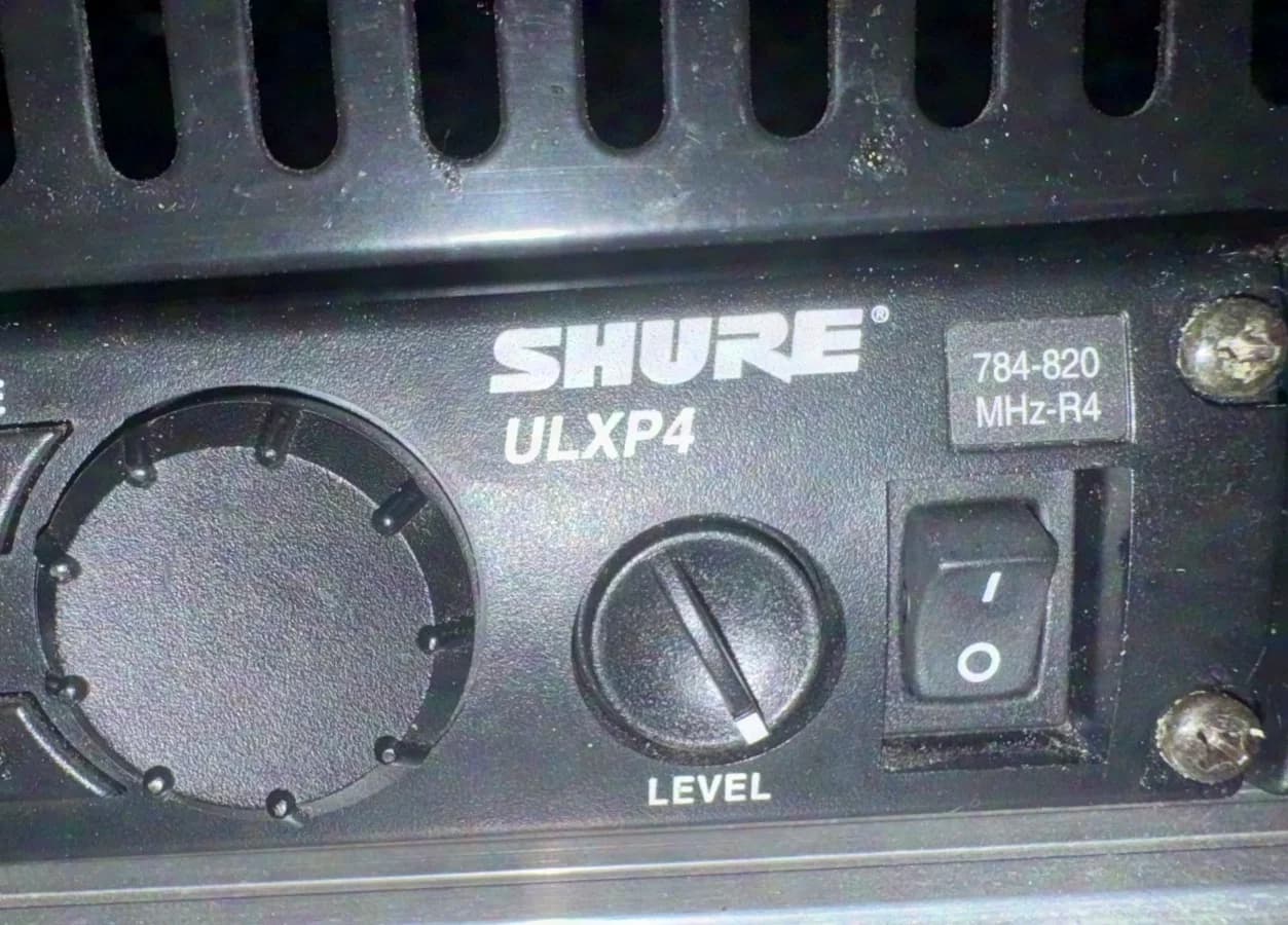 Shure ULXP4 Doppelstrecke mit Handsender inkl. Case