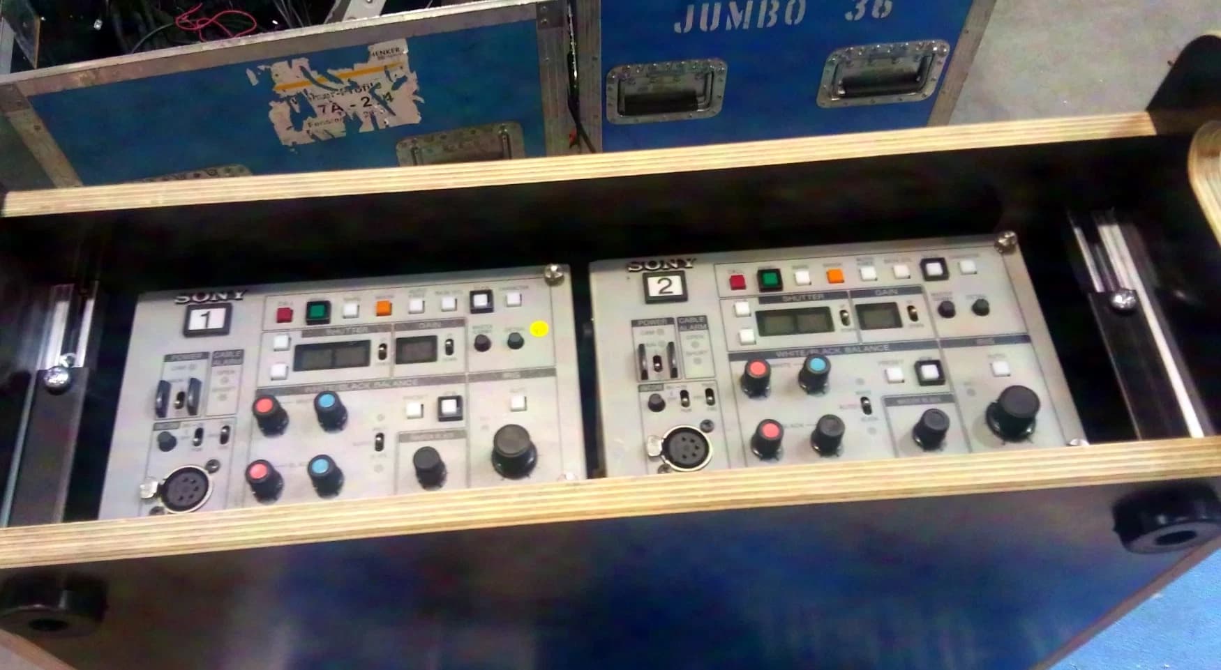 Sony CCU-TX50P Camera Control Unit 2 Stück