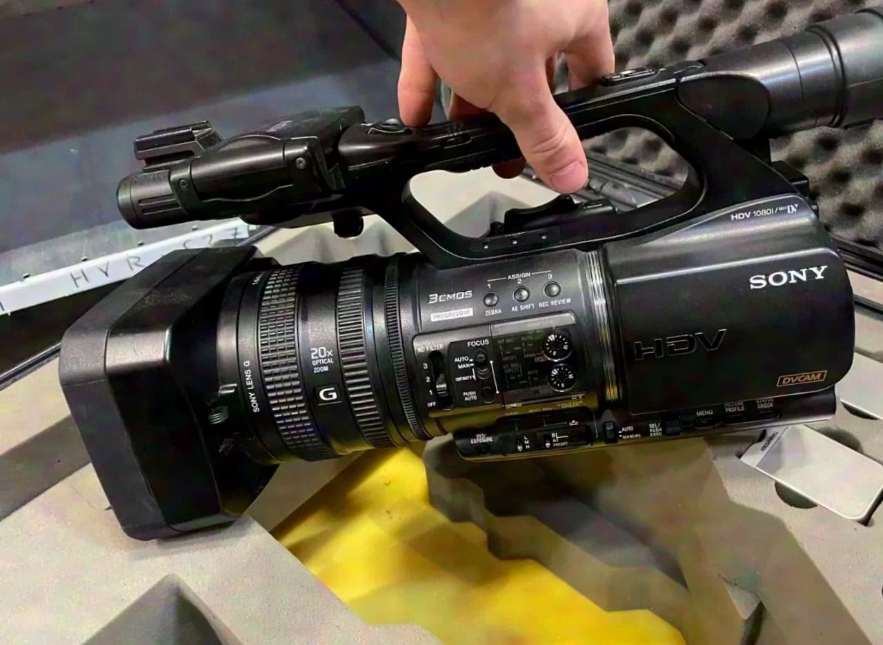 Sony HVR Z5 Camcorder professionelle Kamera mit viel Zubehör