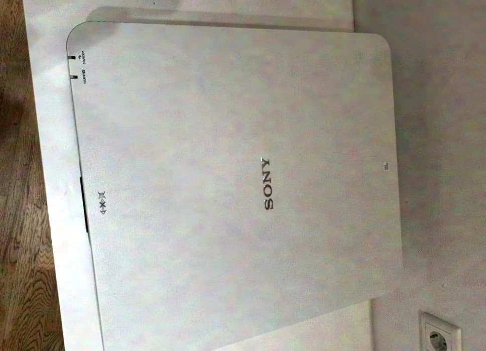 Sony VPL-FH65 WUXGA Profi Beamer Projektor