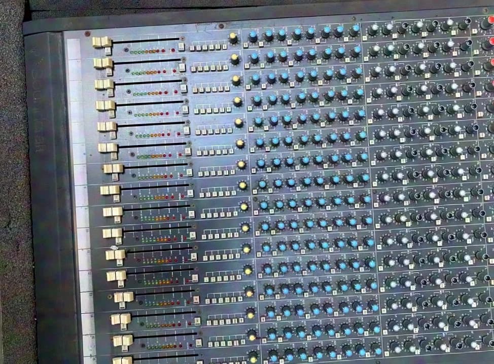 Soundcraft Mischpult K2 32-8-2