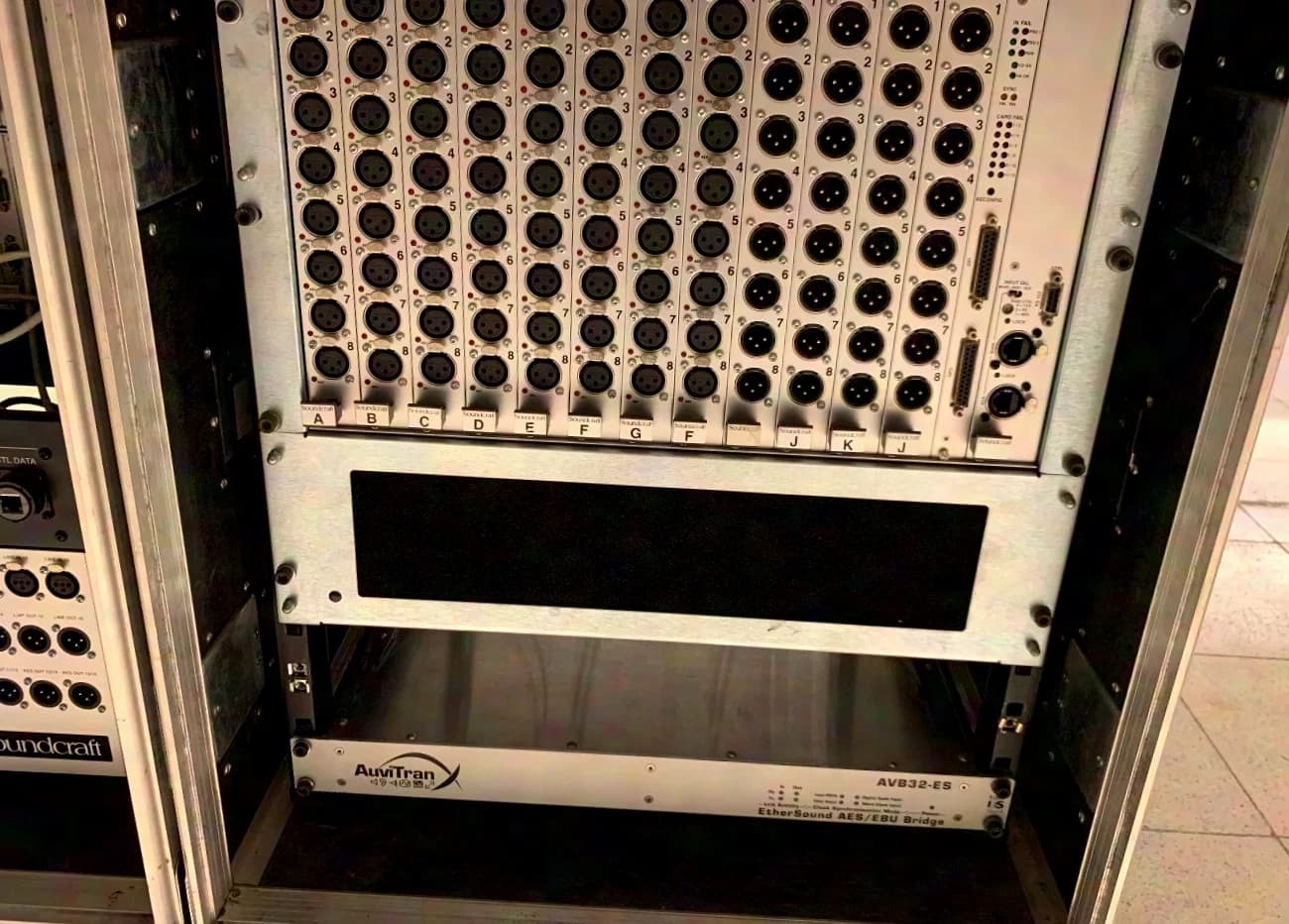 Soundcraft Vi6