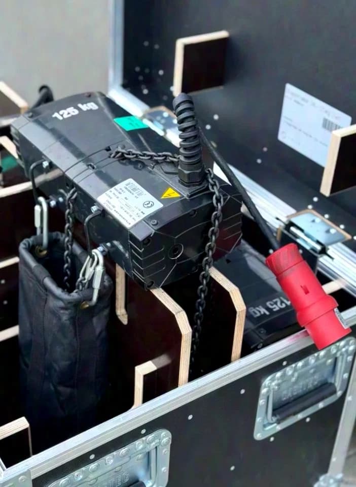 Stagemaker D8+ 125kg 24m Kette