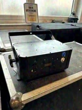 Stairville HLX 180 RGBWW 4 Stück inklusive Case