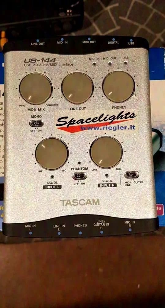 Tascam US-144 Vierkanaliges USB-Audio-/MIDI-Interface mit Digital-E/A