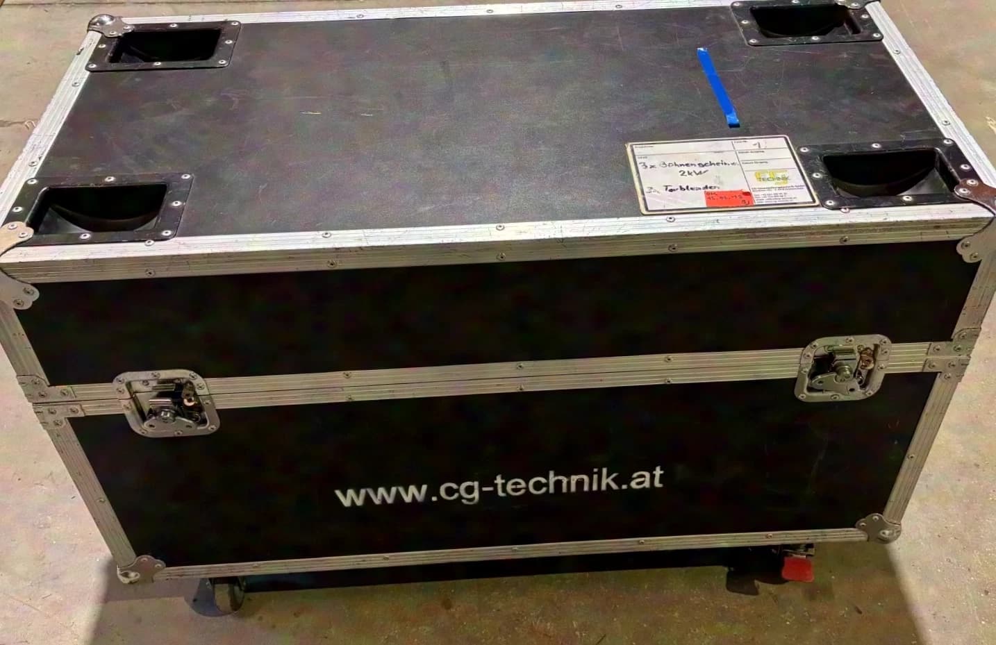 Teclumen Atto PC2000 Spot 2000/2500W