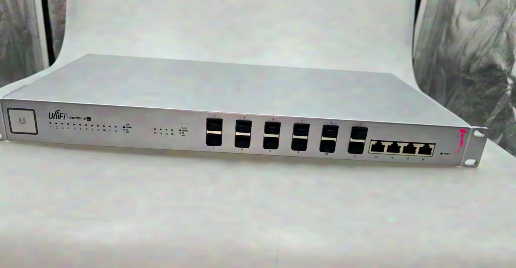 Ubiquiti Unifi Switch 16XG (US-16-XG)