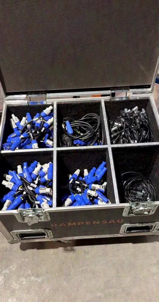 V:LED / Infiled VSP 2.9 indoor / S2.9 indoor LED Wand im Set ink Rigging und Zubehör
