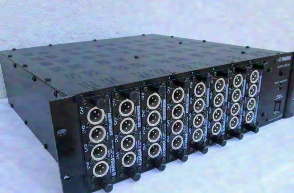 Yamaha AO8-DA8 (PM1D)