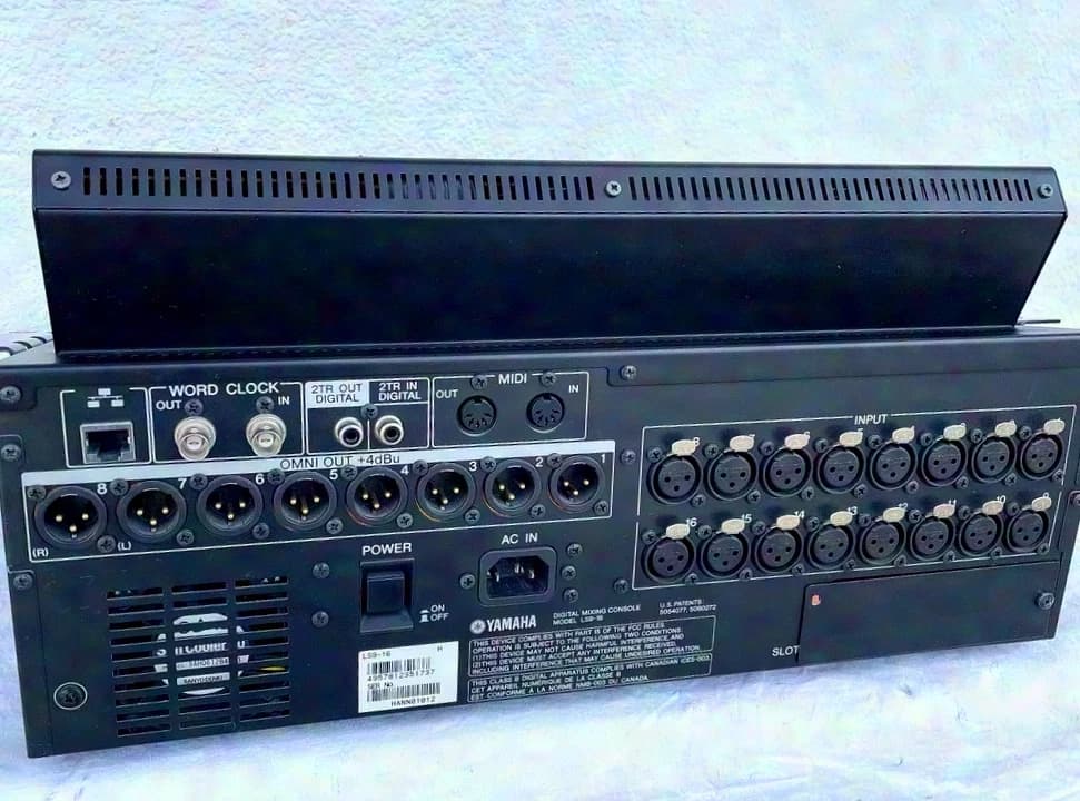 Yamaha LS9-16