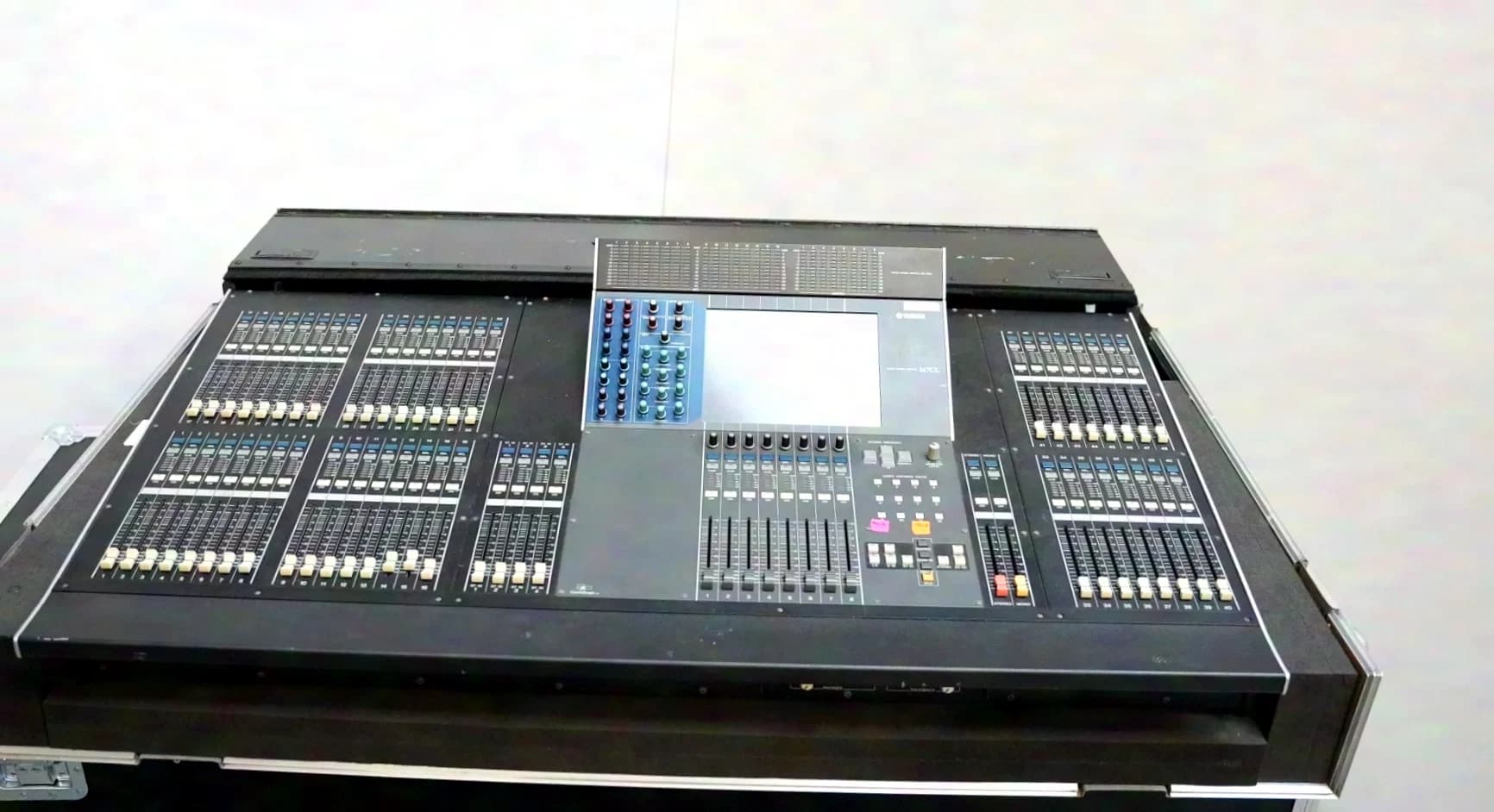Yamaha M7CL