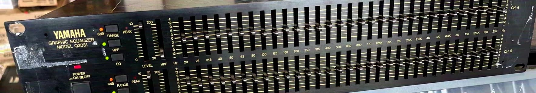 Yamaha Q2031 Dual-Channel Graphic Equalizer